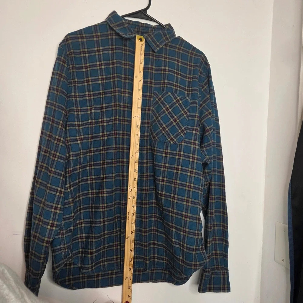 Mountain Khakis Mens Classic Fit Plaid Flannel Shirt Blue Tan Medium Long Sleeve